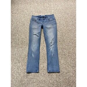 28 BKE Stella Slim Fit Low Rise Crop Distressed Straight